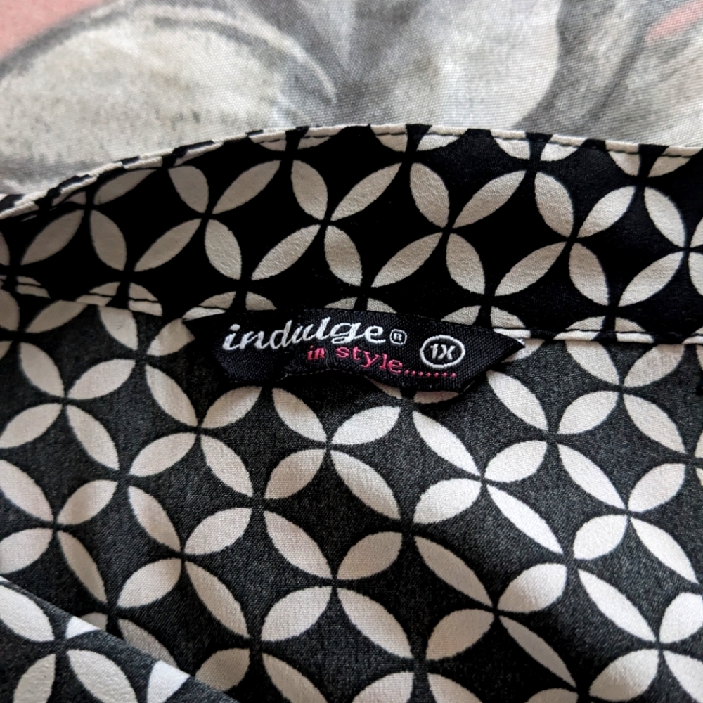 Pattern Dress - Picture 1 of 2